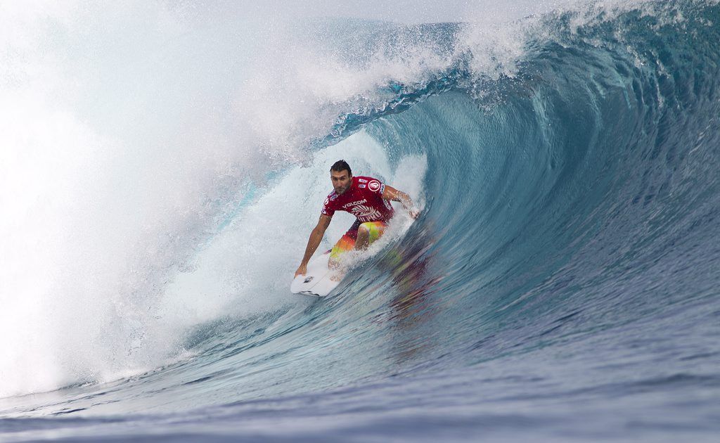 Joel Parkinson moulding himself to Cloudbreak’s blue-room during his opening round heat win at the Volcom Fiji Pro at Tavarua. Joel Parkinson moulding himself to Cloudbreak’s blue-room during his opening round heat win at the Volcom Fiji Pro at Tavarua.